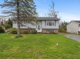 18 Tannery Dr, East Hants, NS B2S 1C8