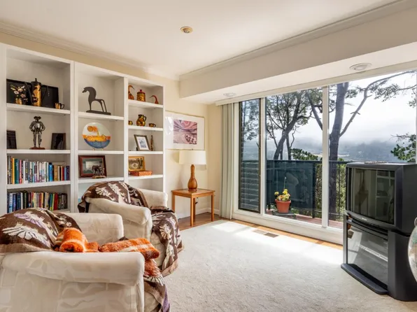 158 Del Mesa Carmel, Carmel, CA 93923