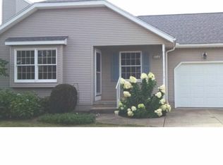 1373 S Azalea Blvd, Barberton, OH 44203