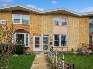 2111 Ash St, Des Plaines, IL 60018