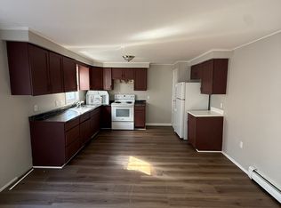 106 Cherry Ann St #1, Hamden, CT 06514