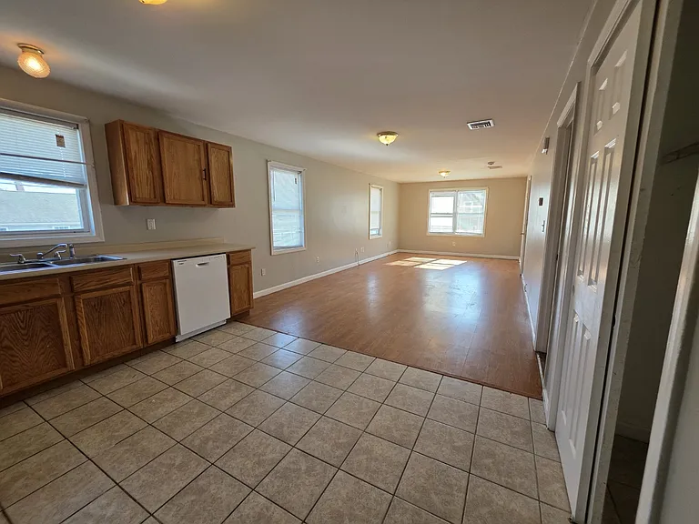 53 Harold St #2 — Photo 10