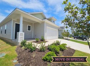 118 Bluestem Dr, Elgin, TX 78621