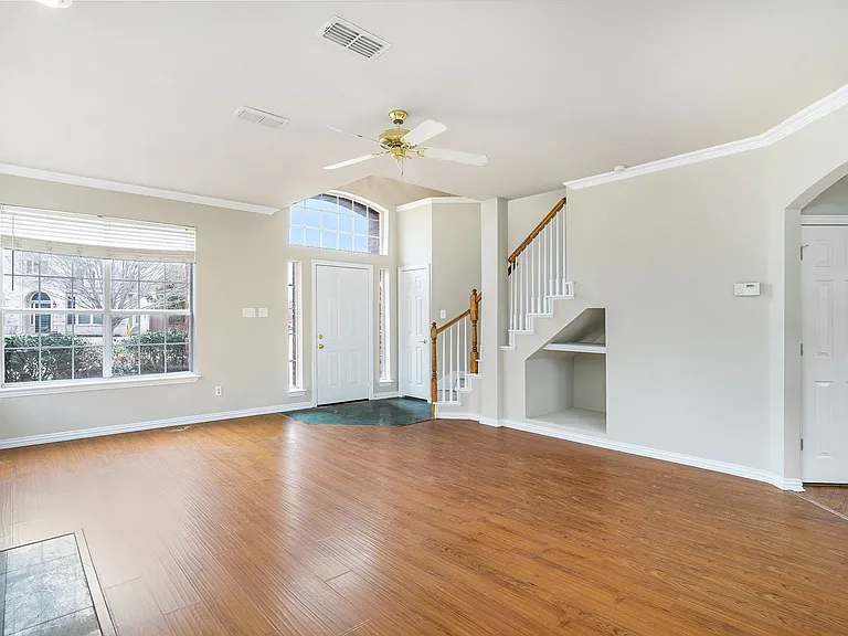 5201 Arrowhead Way — Photo 5