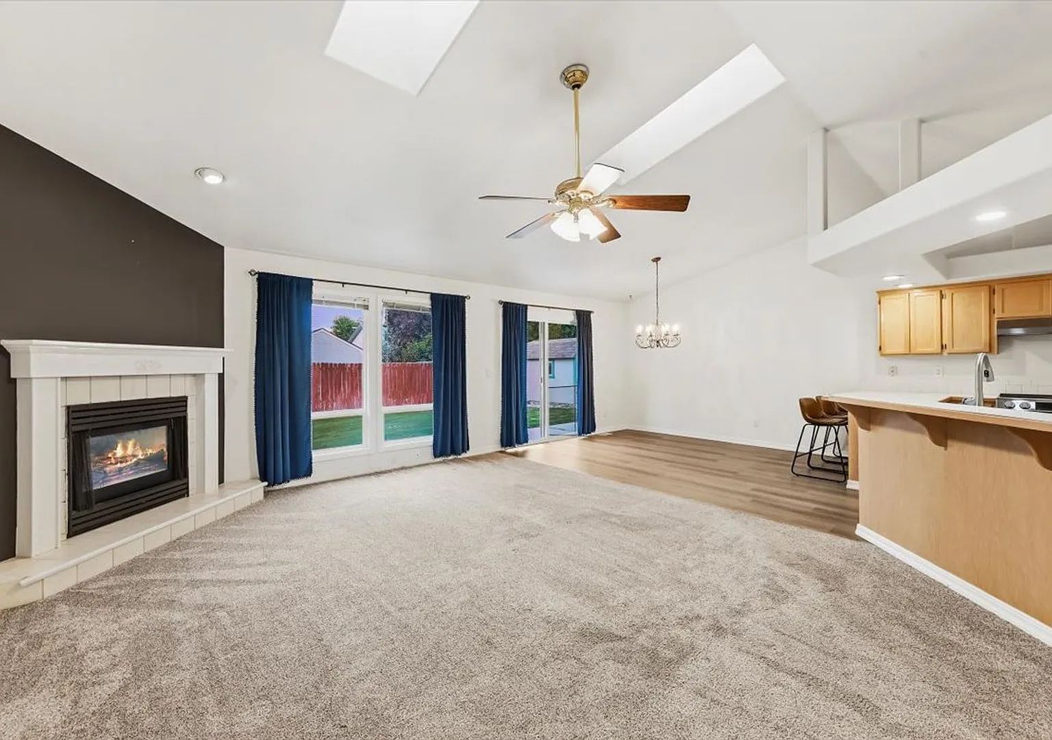 Bright & Spacious Meridian Home with RV Parking — Photo 4