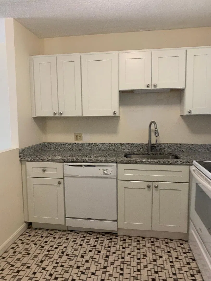 23 Ferry St — Photo 2