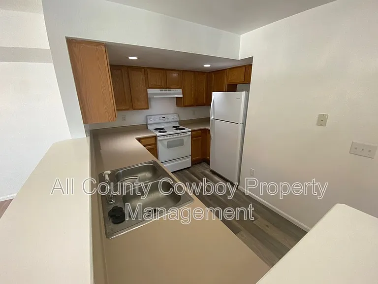 331 Annie Morgan Ct — Photo 6