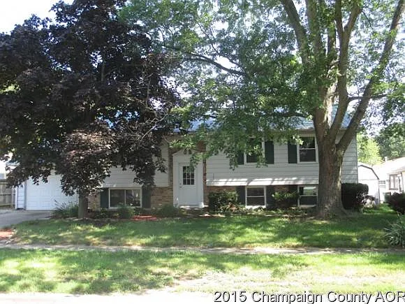 3106 W William St photo 1