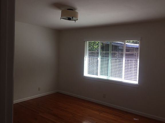 5th image of 1470 Patio Dr