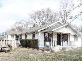 1001 W 1st St, Mountain Grove, MO 65711