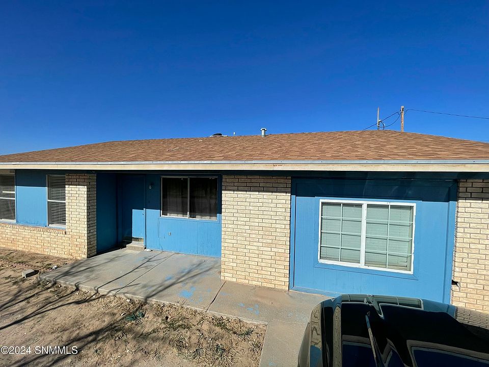 1st image of 105 La Fe Ave