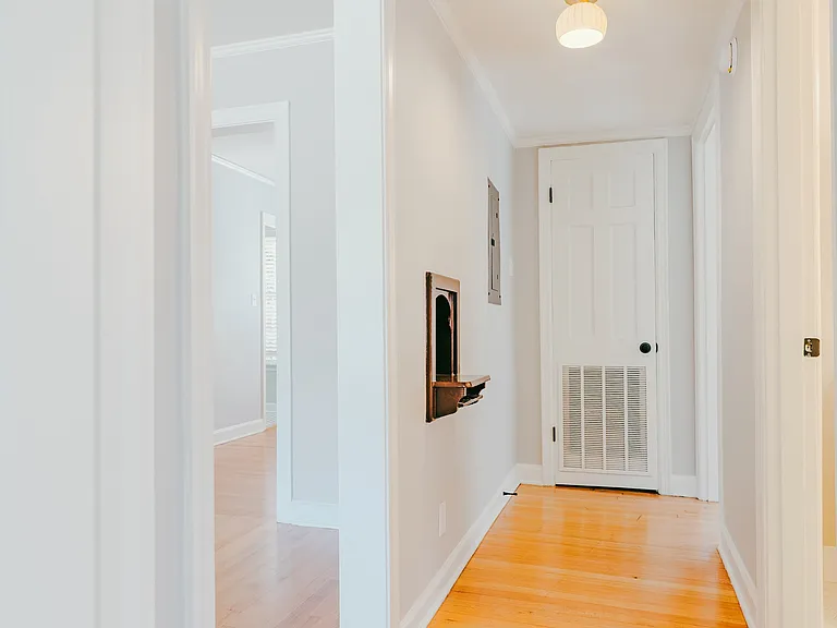 2209 Main St #3 — Photo 9