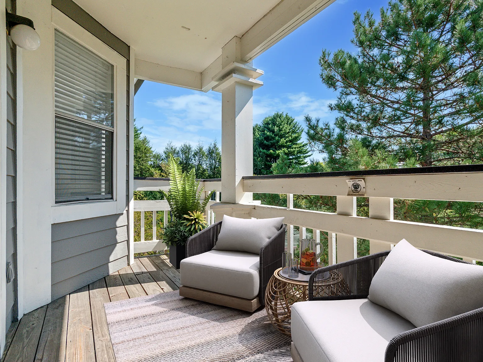 Village at Windermere Apartments — Photo 2
