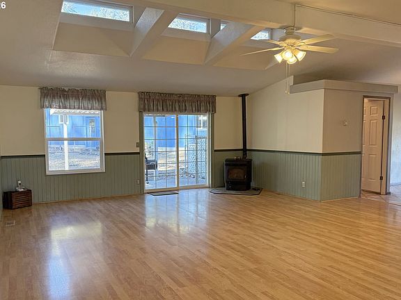 2nd image of 90750 Hill Rd