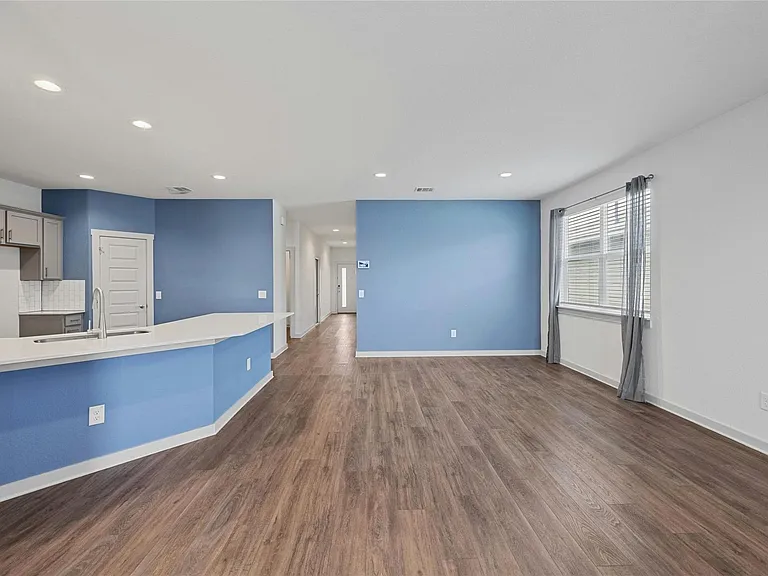 141 Parryi Cv — Photo 9