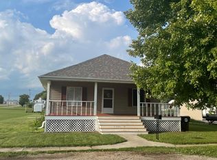 609 W Center St, Le Roy, IL