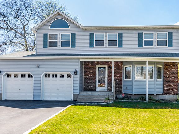 4th image of 356 Blossom St #356