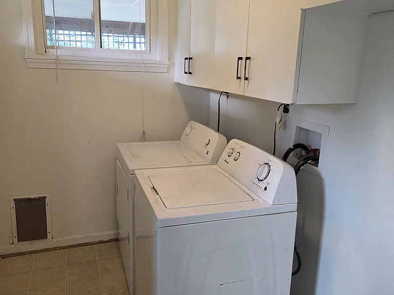 519 Crabb Ave — Photo 9