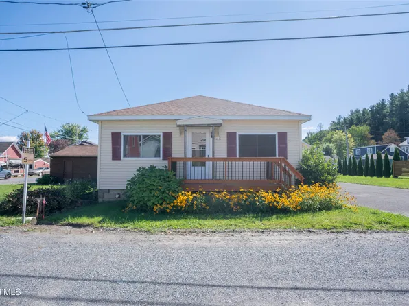 112 2nd Street, Saratoga Springs, NY 12866