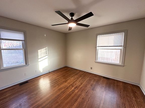 4th image of 1007 S New Haven Ave