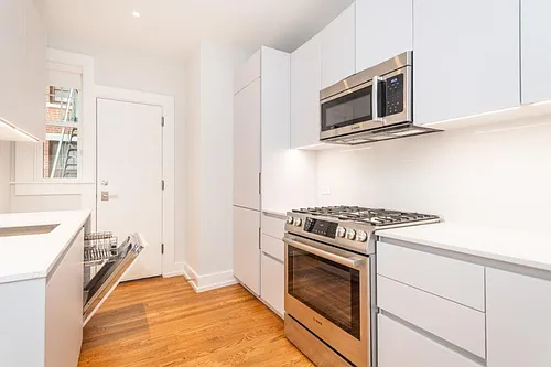 17 Forest St #3 Photo 1
