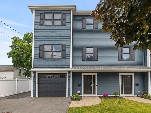 18 Wadsworth Ave Unit 1, Waltham, MA 02453