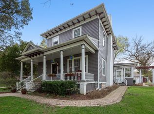 212 N 4th St, Dundee, IL 60118