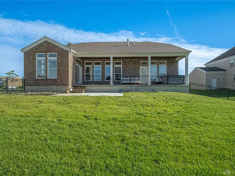 9501 Flatrock Dr — Photo 46