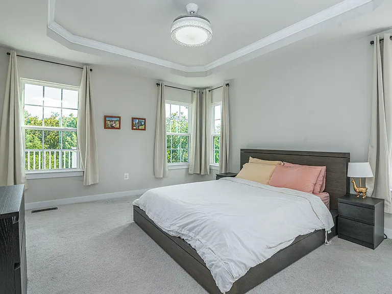 405 Potomac View Pkwy — Photo 11