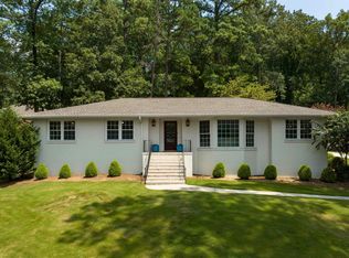 2104 Vestridge Dr, Vestavia Hills, AL 35216