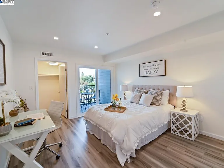 8200 Oceanview Ter #104 — Photo 5
