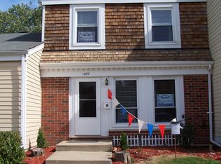 1997 Cardigan Pl, Hoffman Estates, IL 60169