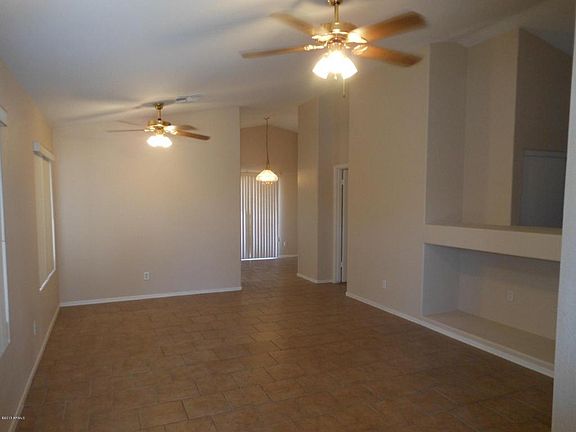 3rd image of 10550 W Dana Ln