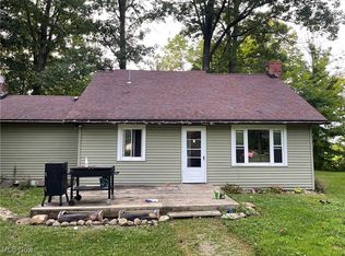 795 Middle Rd, Conneaut, OH 44030