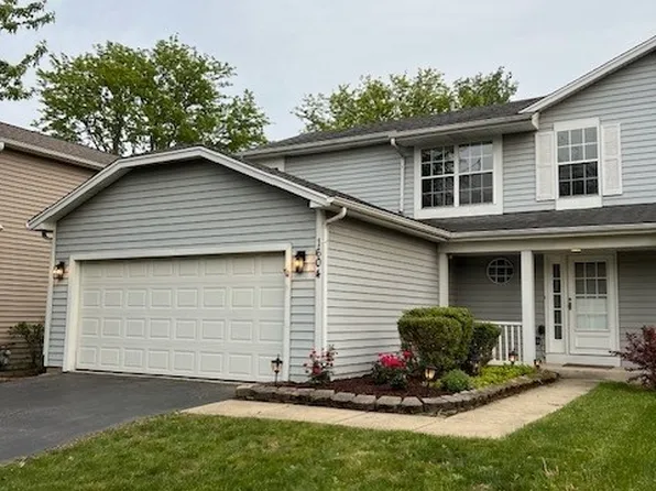 1604 Estate Cir, Naperville, IL 60565