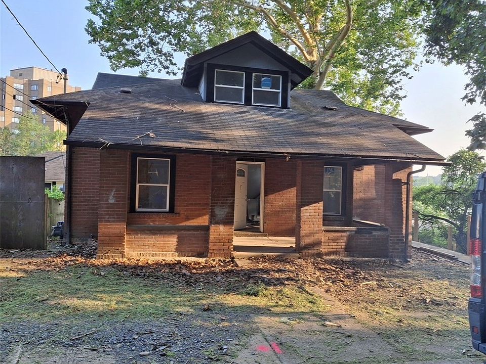 1st image of 109 Phillips Pl