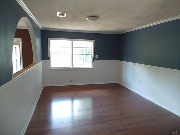 4th image of 6466 Skyline Dr