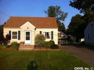 112 Edden Ln, North Syracuse, NY