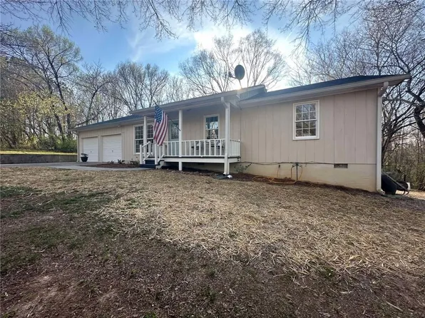 7503 E Cherokee Dr, Canton, GA 30115