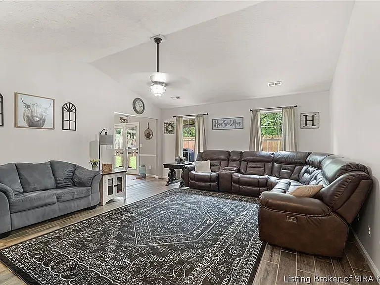 3202 Sun Dew Dr — Photo 8