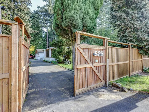 525 Pioneer Cres, Parksville, BC V9P 1V1