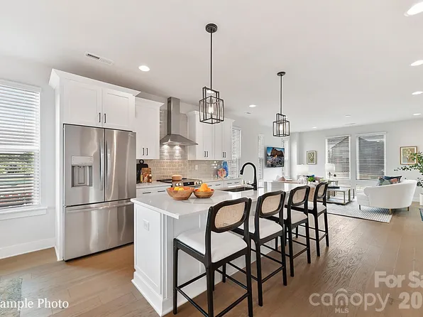 2133 Ford View Ln #55, Charlotte, NC 28206