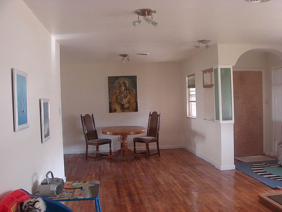 Family and Dining room
