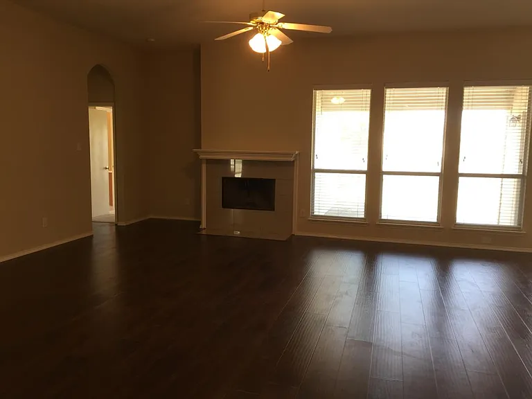 12100 Worthwood St — Photo 11