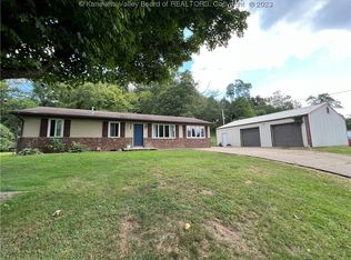 11675 Charleston Rd, Leon, WV 25123