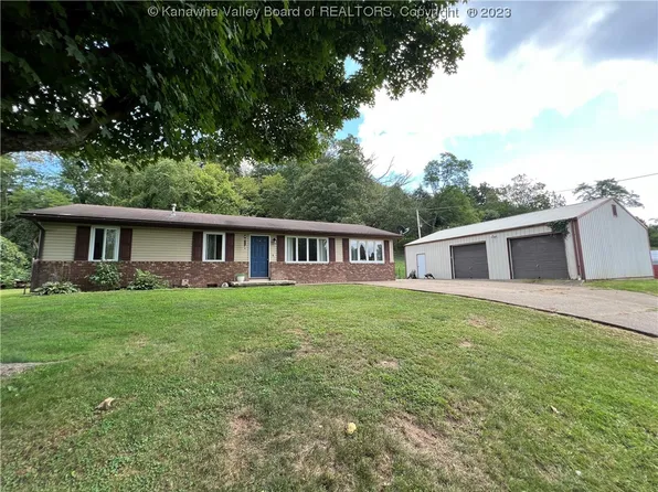 11675 Charleston Rd, Leon, WV 25123