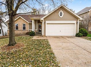 526 Audubon Place Ct, Ballwin, MO 63021