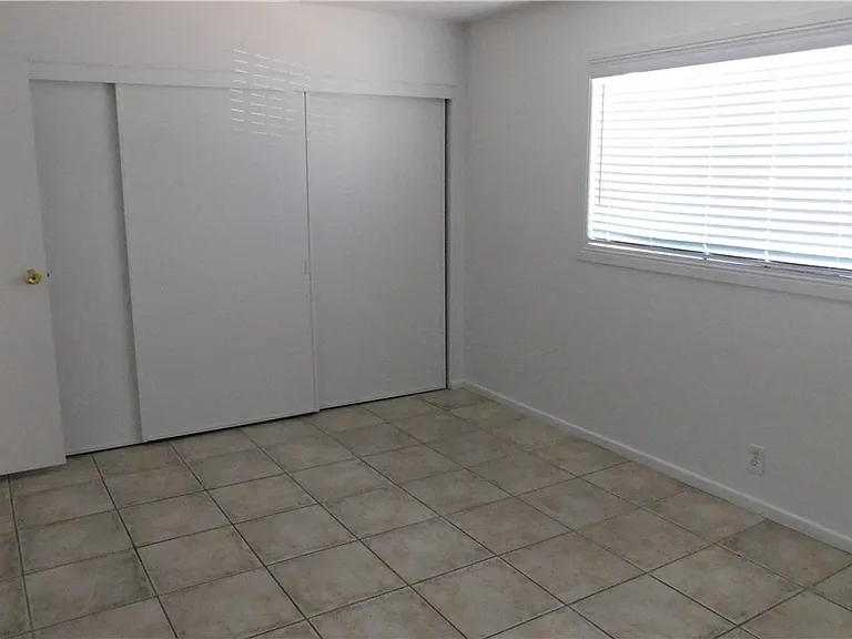565 S Royal Crest Cir #13 — Photo 15