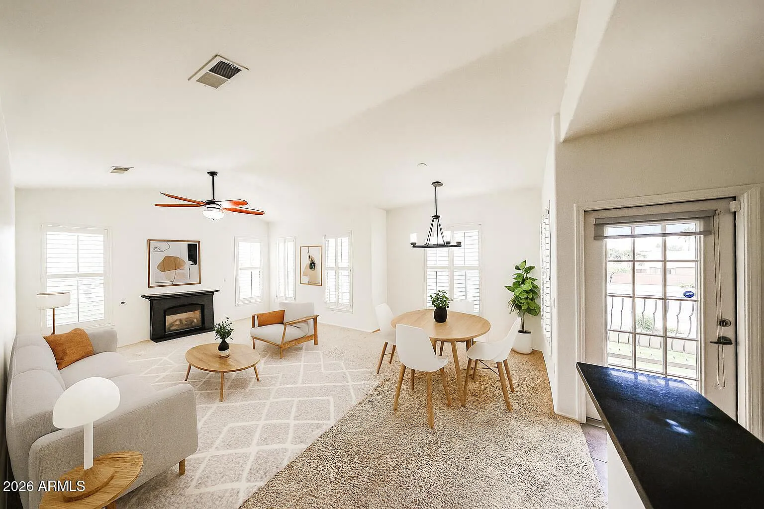 3 bed, 2.0 bath, 1551 sqft, $2,500 — Photo 3