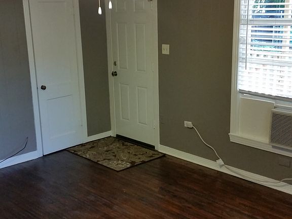 2nd image of 209 N 20th St